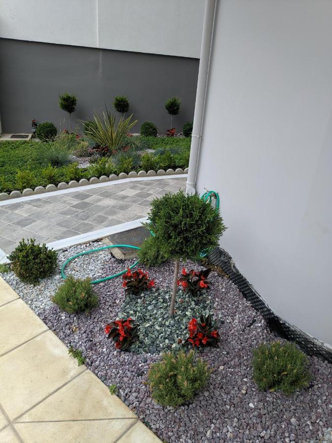 Stylish Ground Floor Maisonette 沃洛斯 外观 照片
