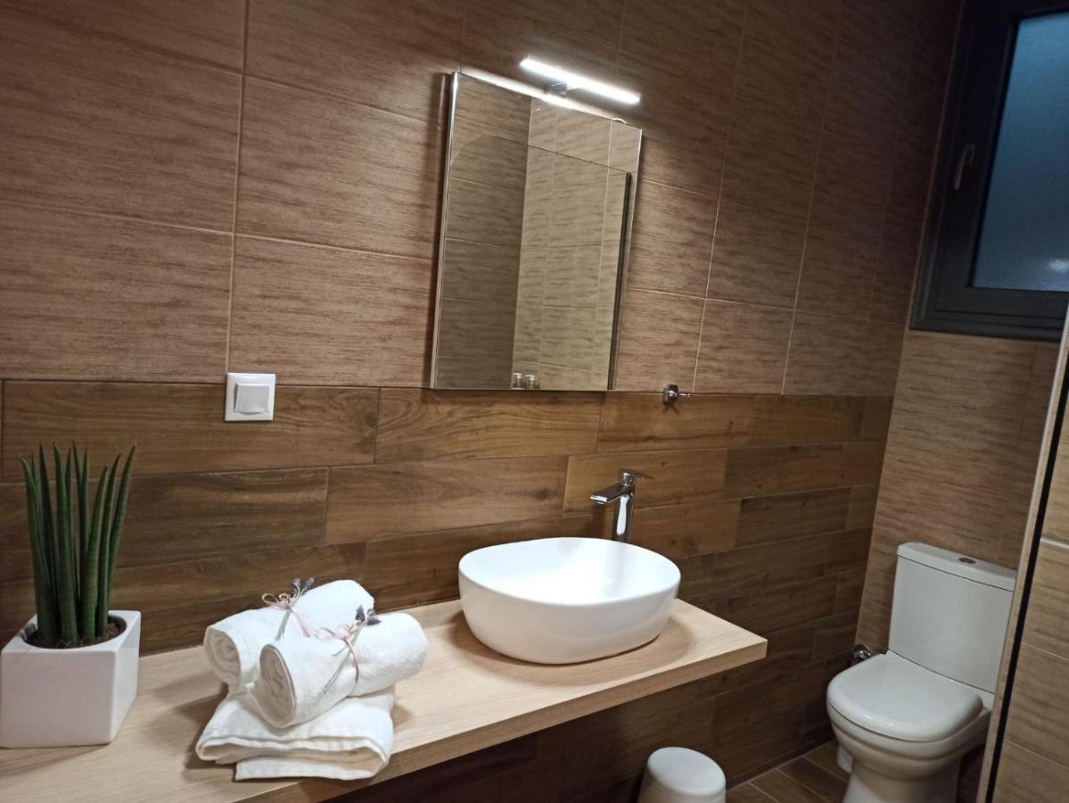 Stylish Ground Floor Maisonette 沃洛斯 外观 照片