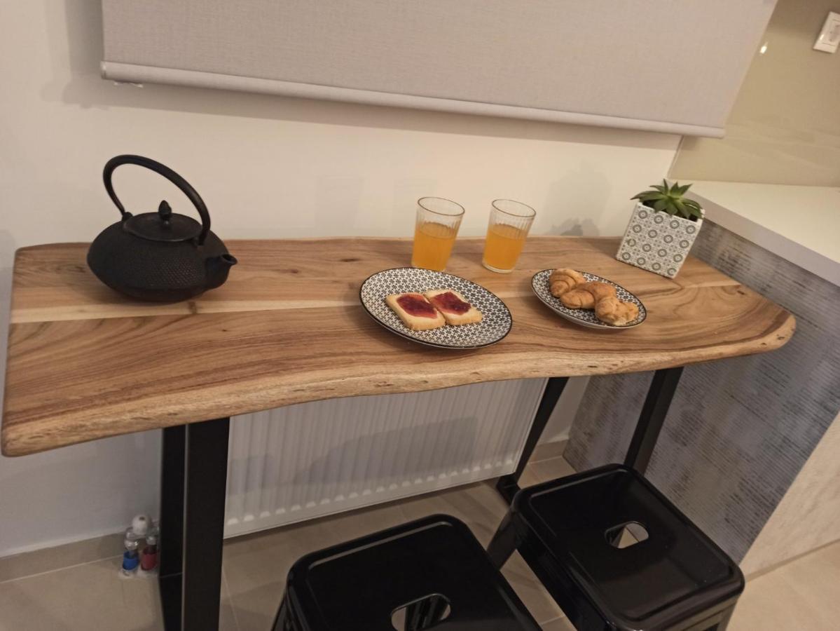 Stylish Ground Floor Maisonette 沃洛斯 外观 照片